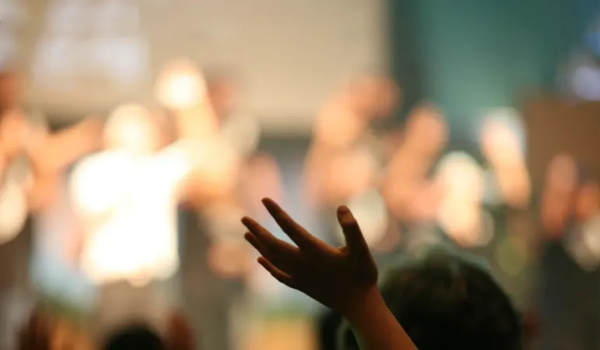 [MAIN WORSHIP] 주일예배</br>매주 주일 오전 11:00</br>2층 본당